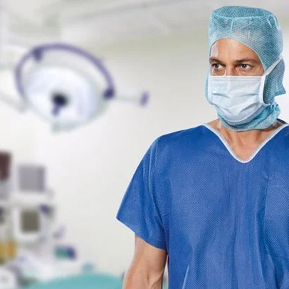 chirurg připravený na operaci
